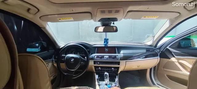 BMW M5 2014 · 2.0 AT