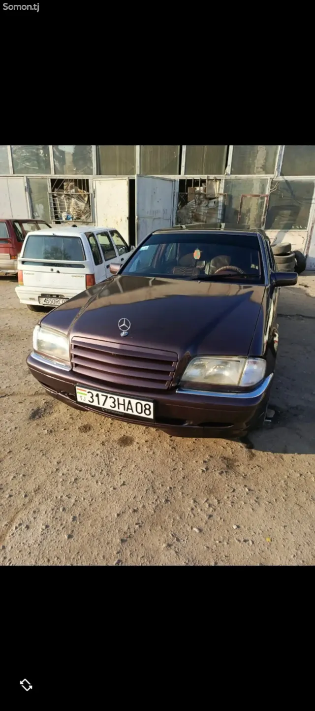 Mercedes-Benz C class 1995 · 1.8 MT