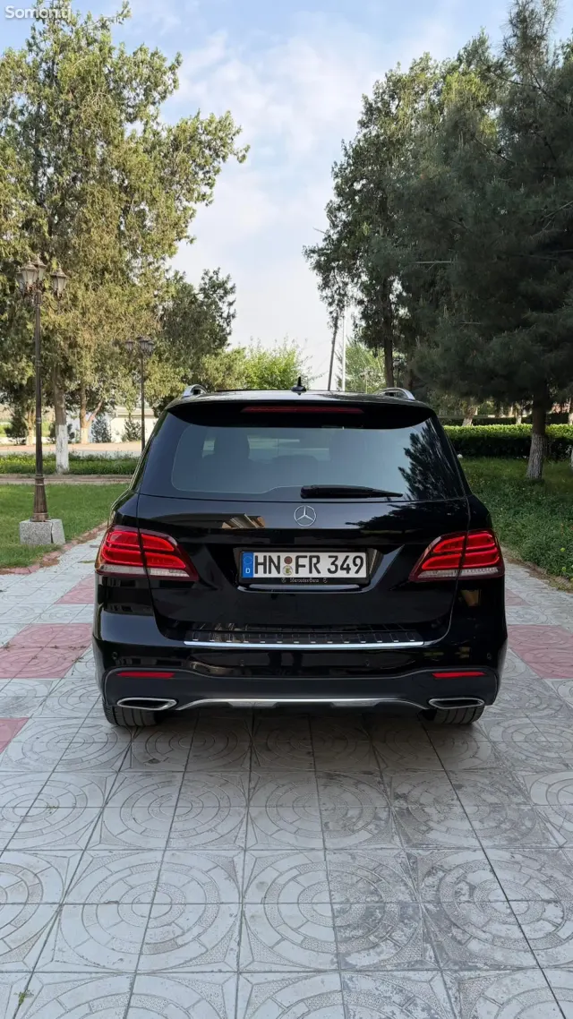Mercedes-Benz GLE class 2017 · 3.5 AT