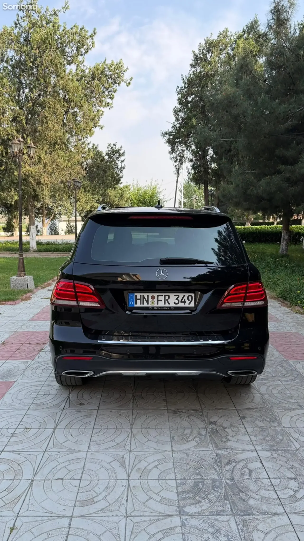 Mercedes-Benz GLE class 2017 · 3.5 AT