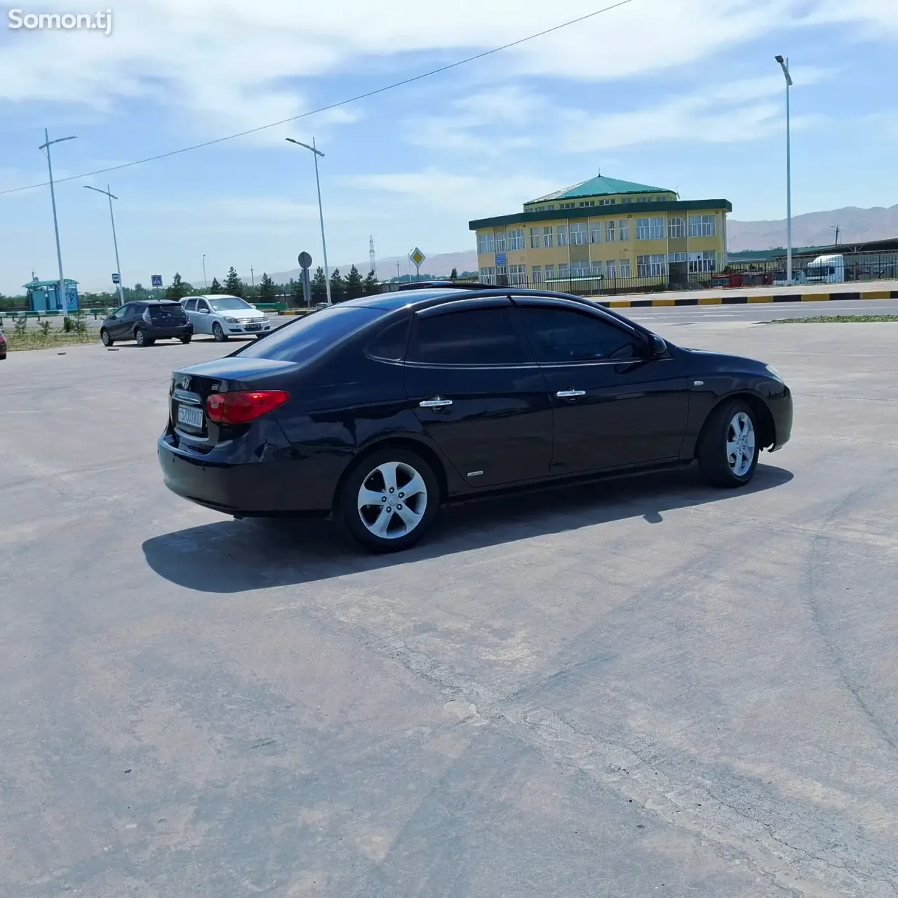Hyundai Avante 2008 · 1.6 AT