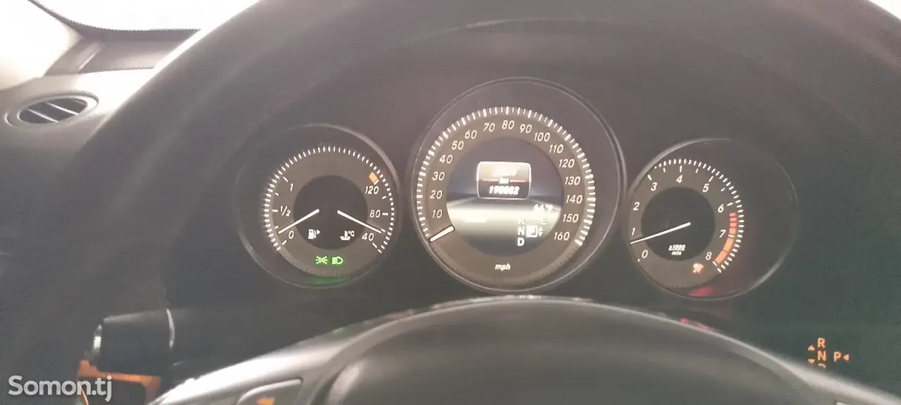 Mercedes-Benz E class 2015 · 3.5 AT