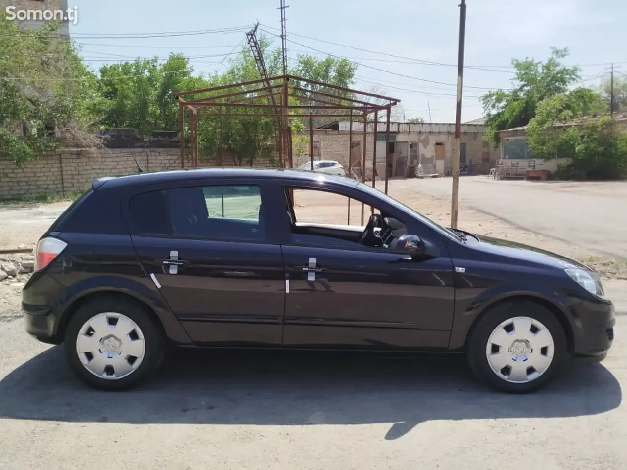 Opel Astra H 2006 · 1.4 MT