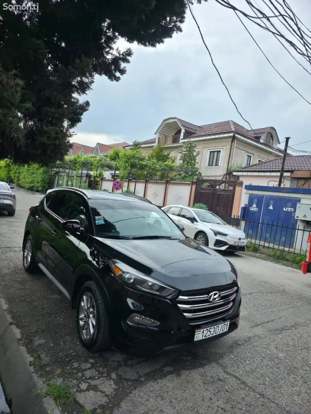 Hyundai Tucson 2017 · 2.0 AT