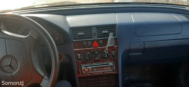 Mercedes-Benz A class 1997 · 2.0 MT