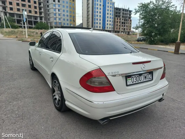 Mercedes-Benz E class 2008 · 3.5 AT