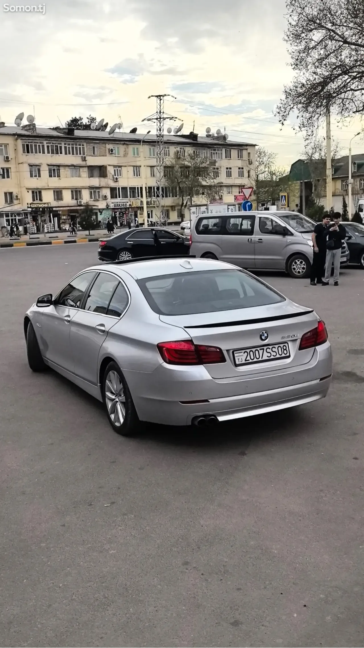 BMW 5 series 2011 · 2.0 AT