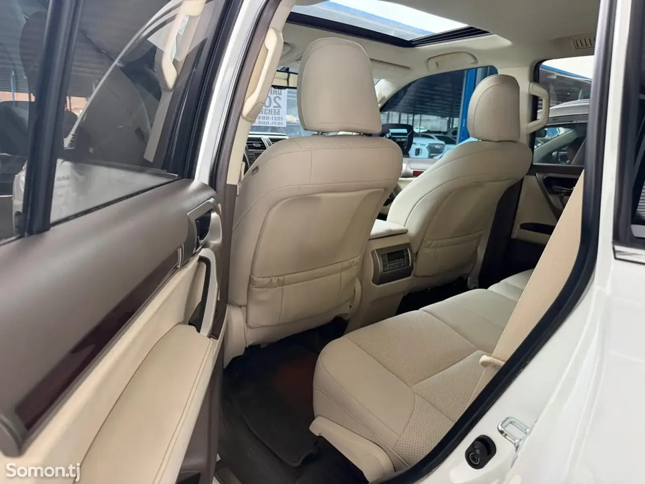 Lexus GX series 2014 · 4.6 AT