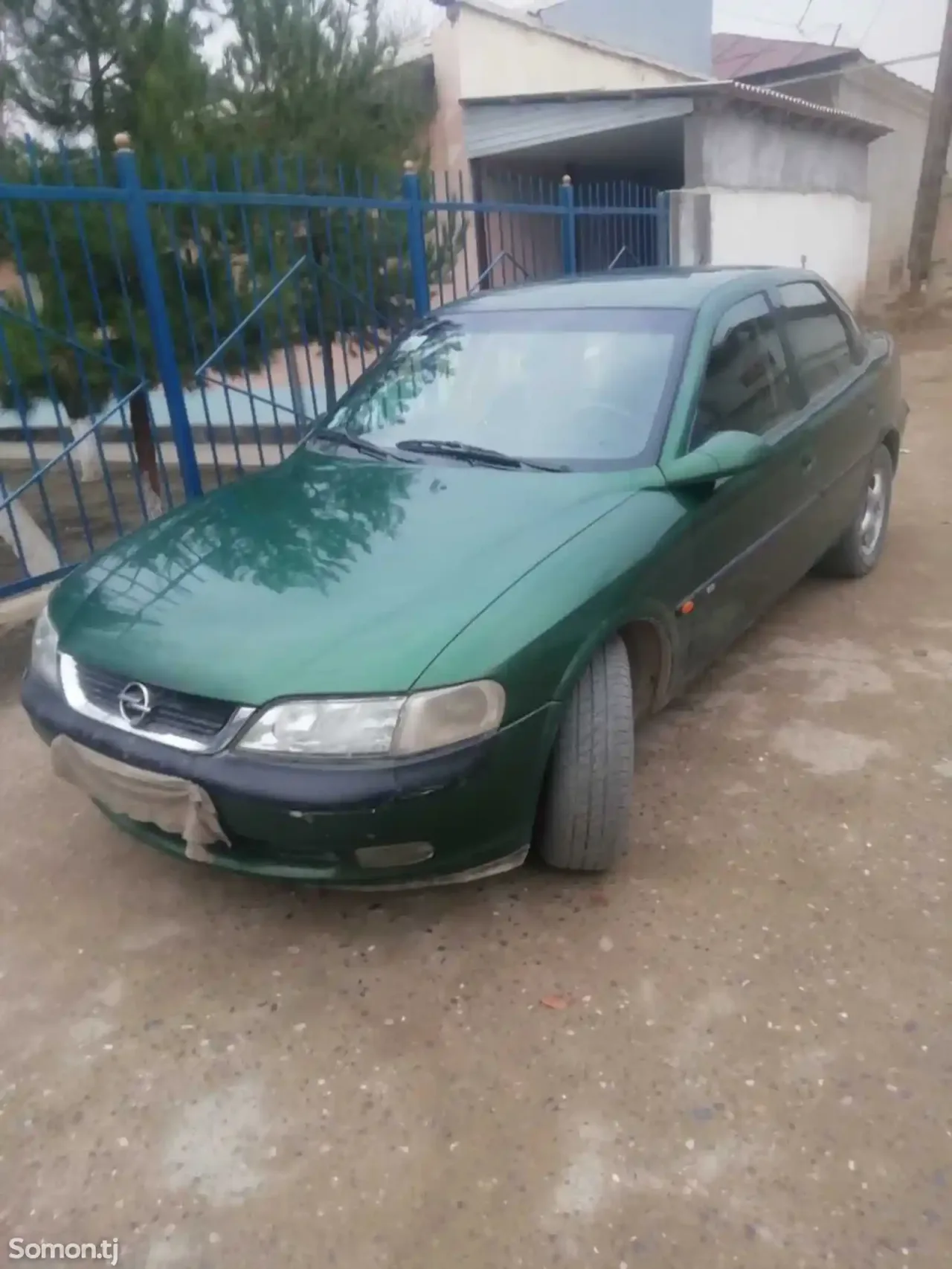 Opel Vectra B 1996 · 1.8 MT