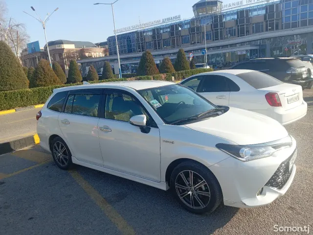 Toyota Fielder 2015 · 1.5 AT