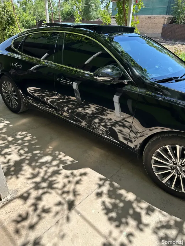 Kia K7 2017 · 3.3 AT