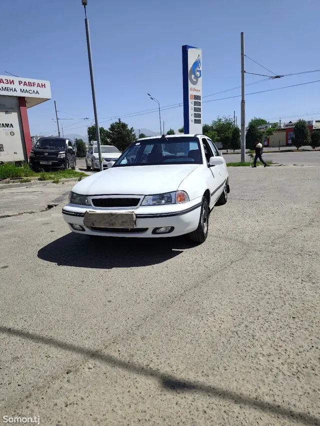 Daewoo Nexia 1996 · 1.6 MT