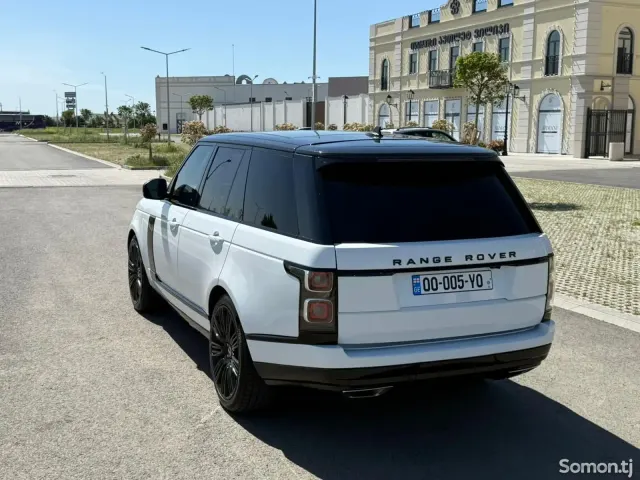 Land Rover Vogue 2017 · 3.0 AT