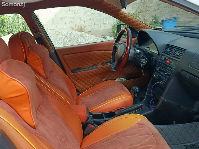 Toyota Corona 1996 · 1.8 AT