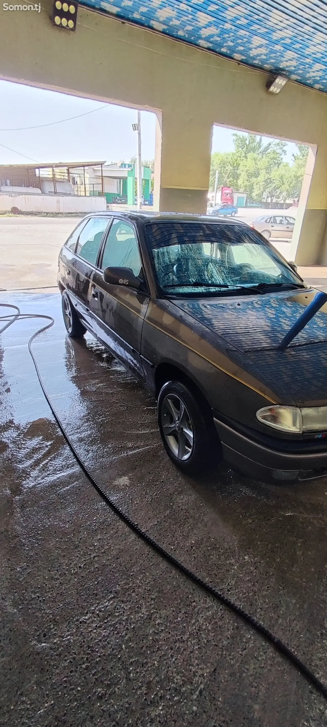 Opel Astra F 1997 · 1.6 MT