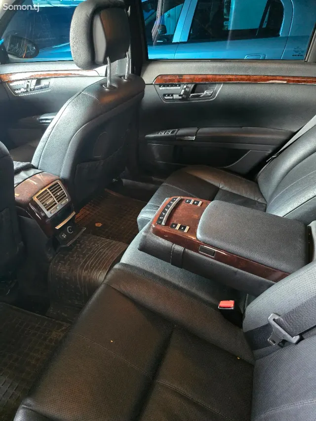 Mercedes-Benz S class 2008 · 3.5 AT
