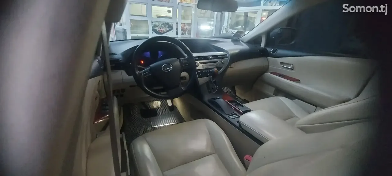 Lexus RX series 2010 · 4.5 AT