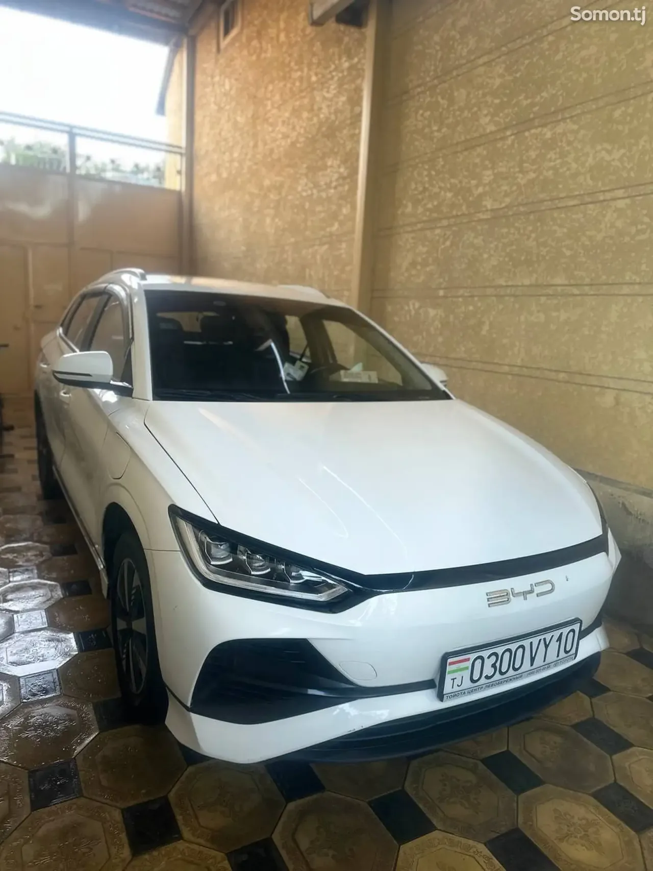 BYD E2 2024 · AT