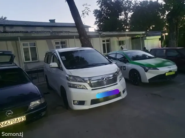 Toyota Vellfire 2008 · 2.4 AT
