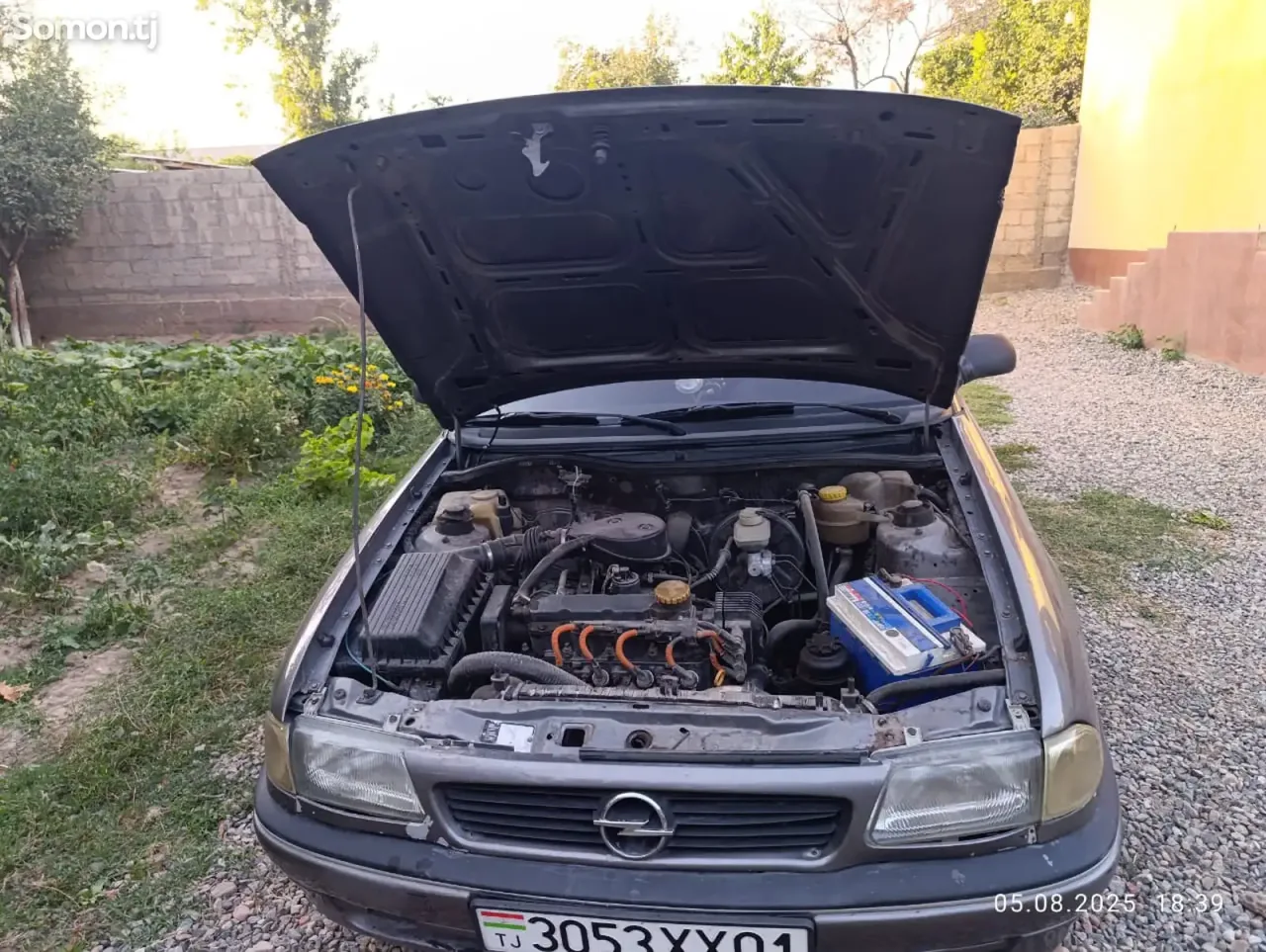 Opel Astra F 1996 · 1.6 MT