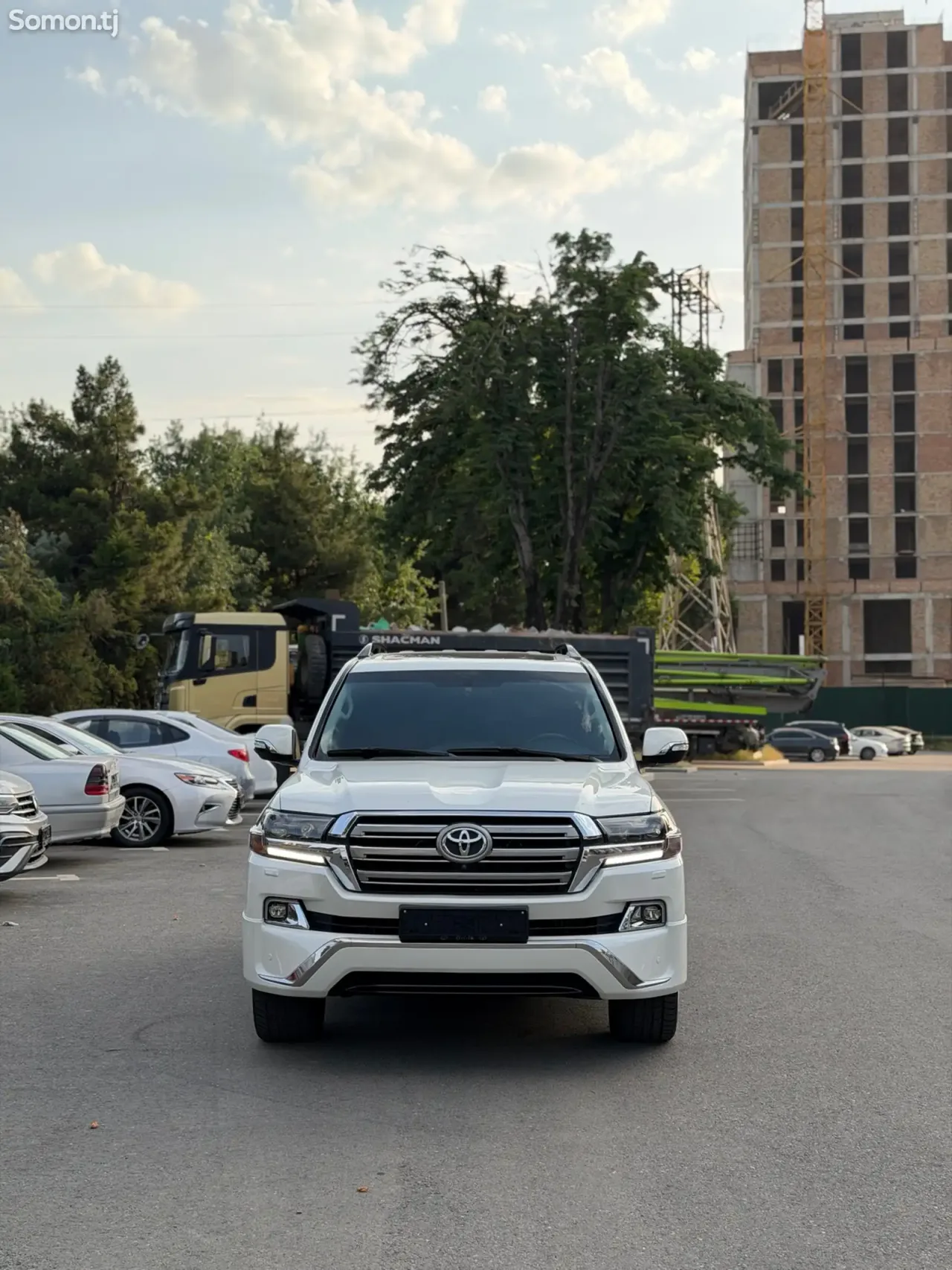 Toyota Land Cruiser 2016 · 4.6 AT
