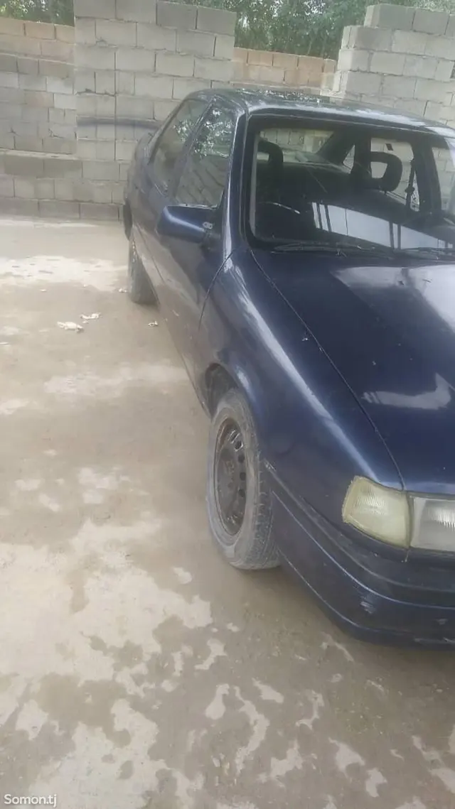 Opel Astra F 1993 · 1.6 MT