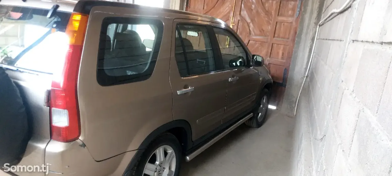 Honda CR-V 2005 · 2.0 AT