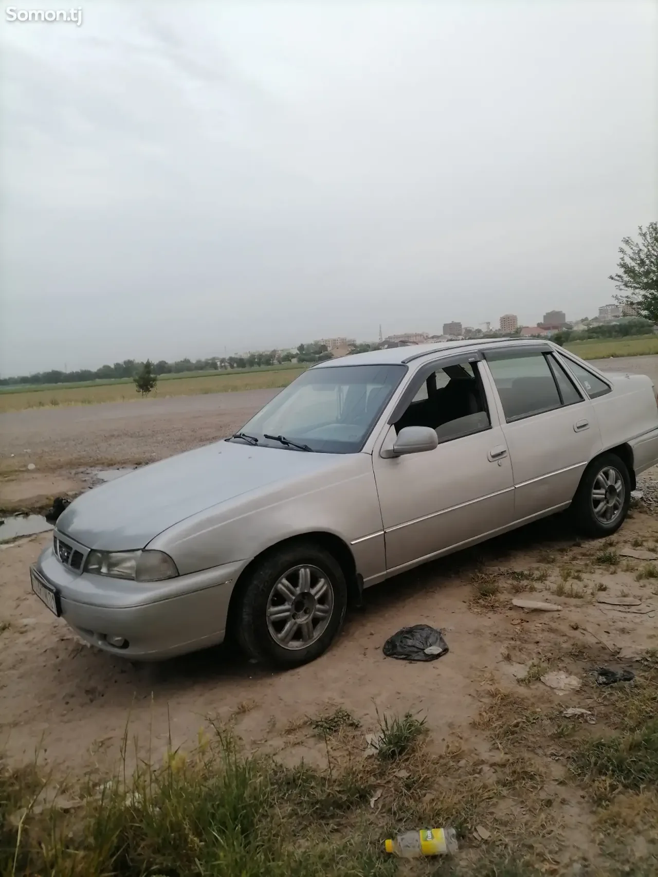 Daewoo Nexia 1995 · 1.6 MT