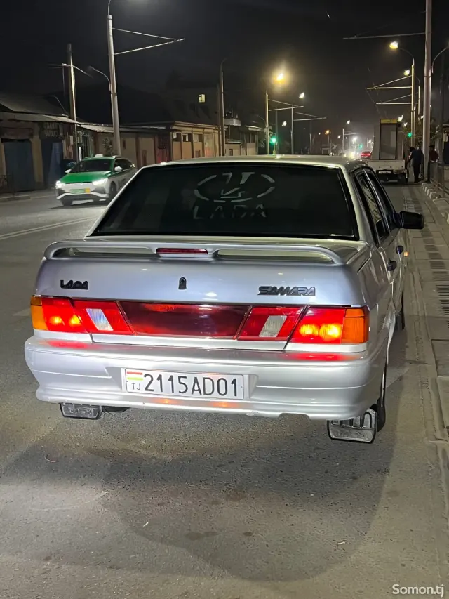Lada (ВАЗ) 2115 2006 · 1.6 MT