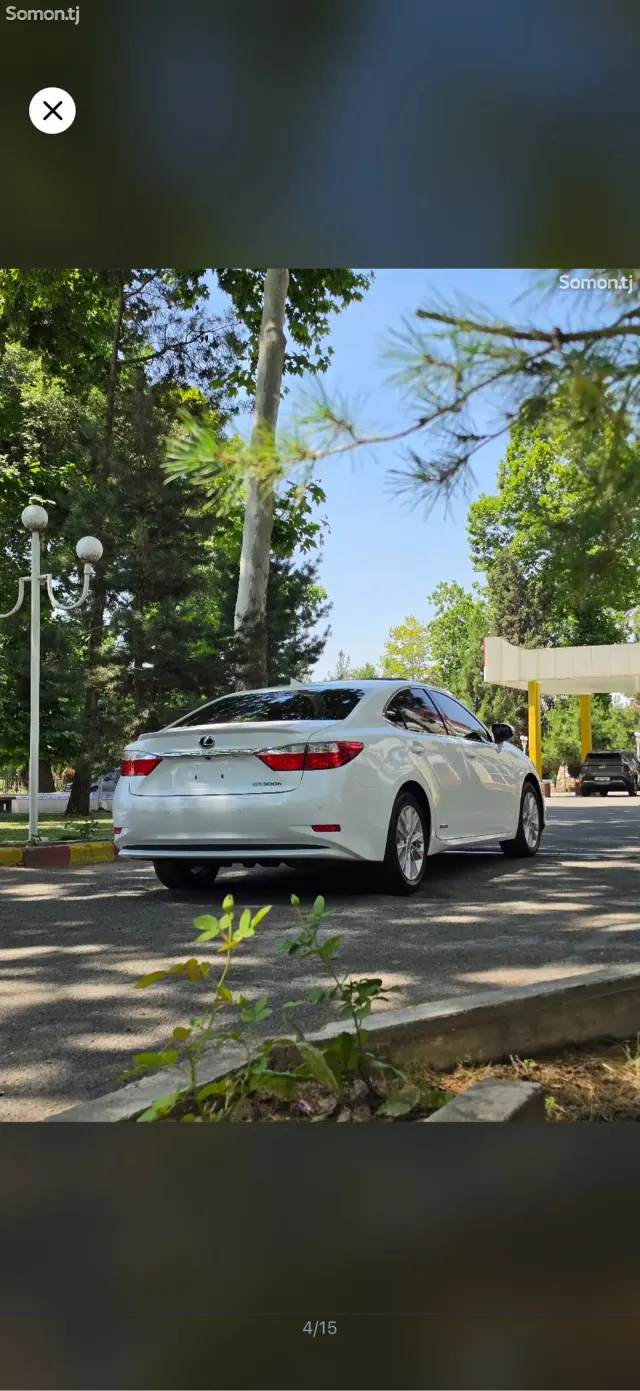 Lexus ES series 2014 · 3.0 AT