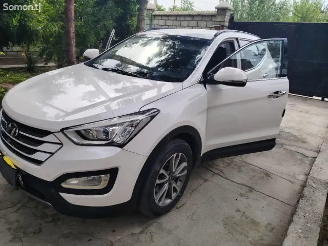 Hyundai Santa Fe 2014 · 2.2 AT