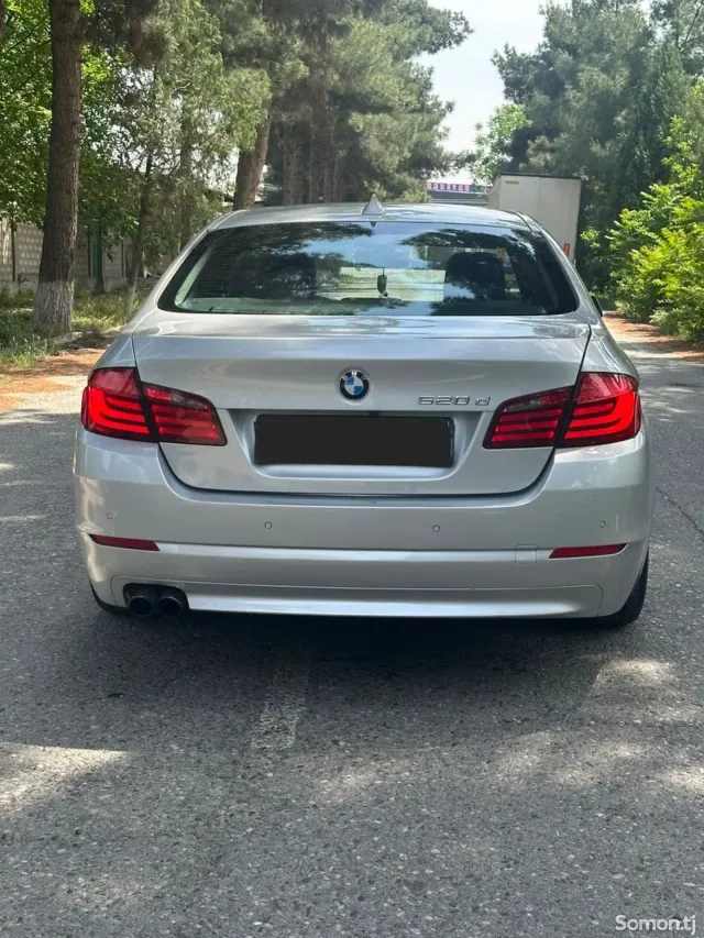 BMW 5 series 2011 · 2.0 AT