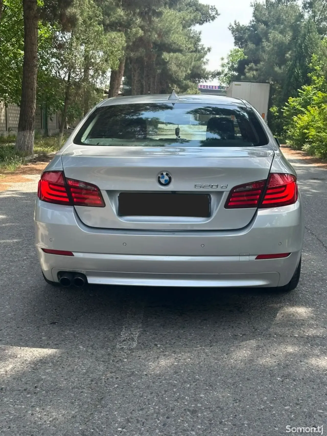 BMW 5 series 2011 · 2.0 AT