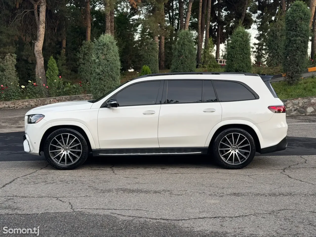 Mercedes-Benz GLS 2020 · 5.8 AT