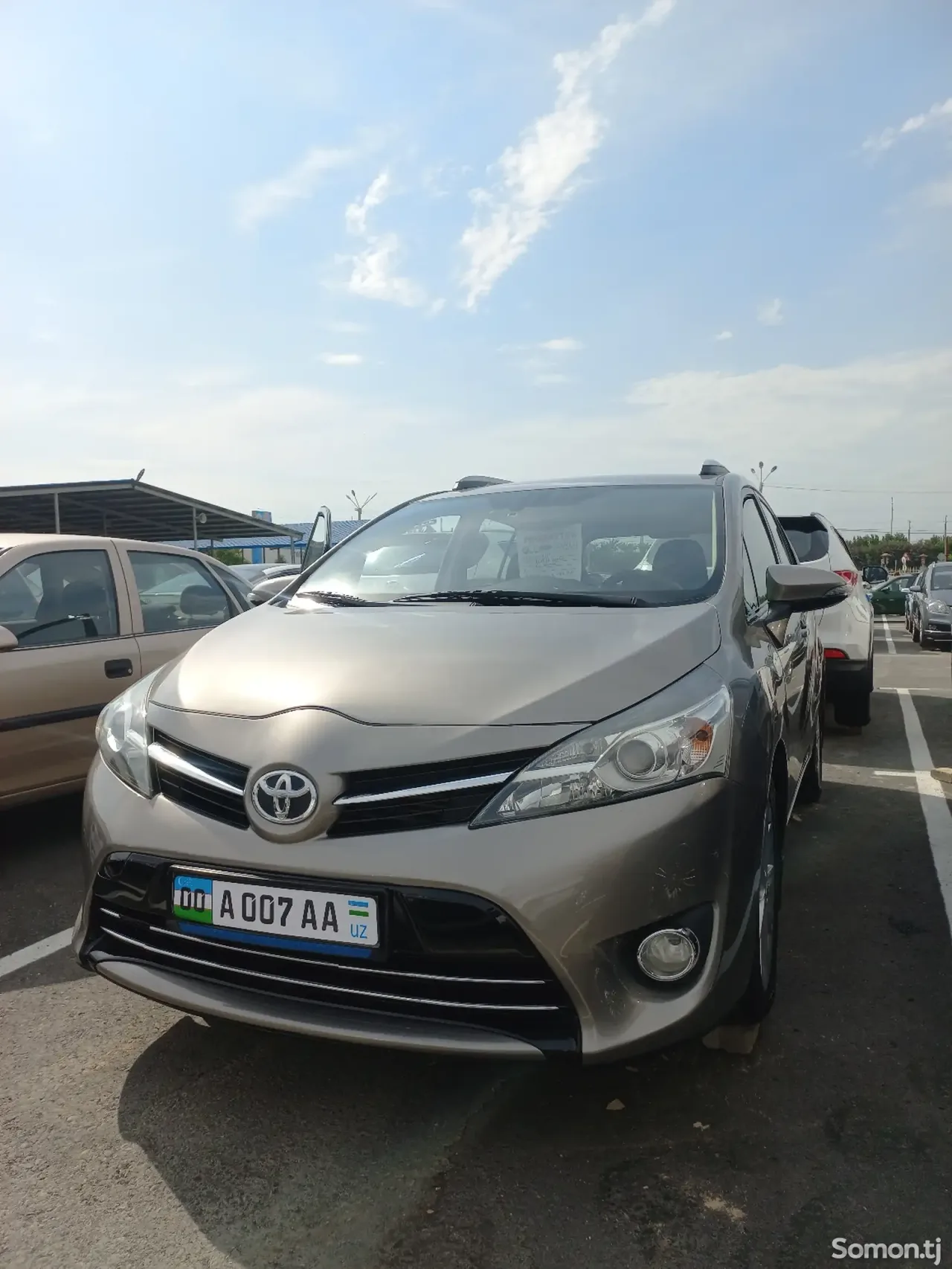 Toyota Verso 2015 · 1.6 MT