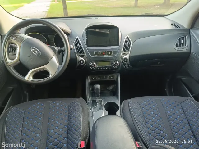 Hyundai Tucson 2010 · 2.0 AT
