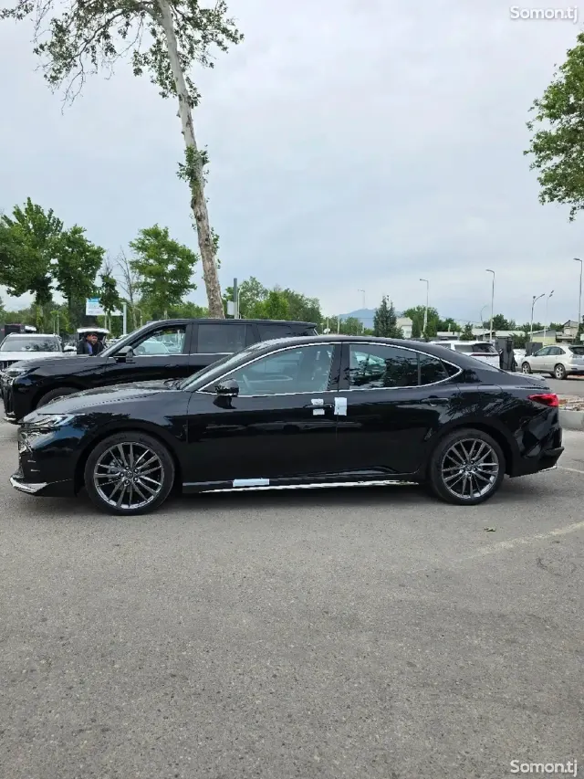 Toyota Camry 2026 · 2.0 AT