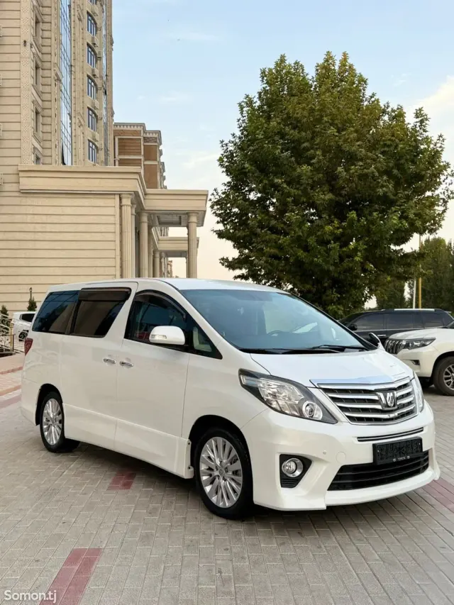 Toyota Vellfire 2014 · 2.4 AT