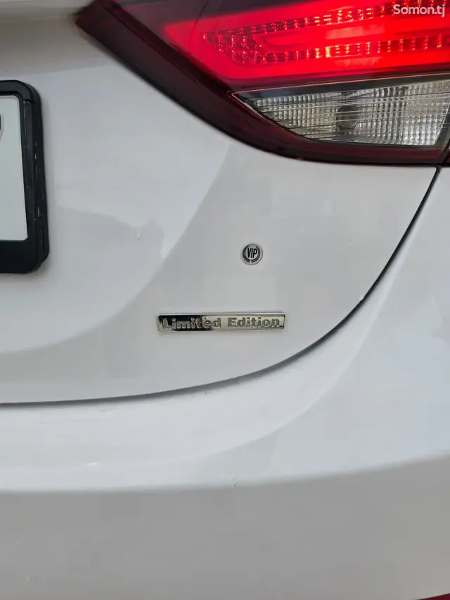 Hyundai Avante 2014 · 1.6 AT