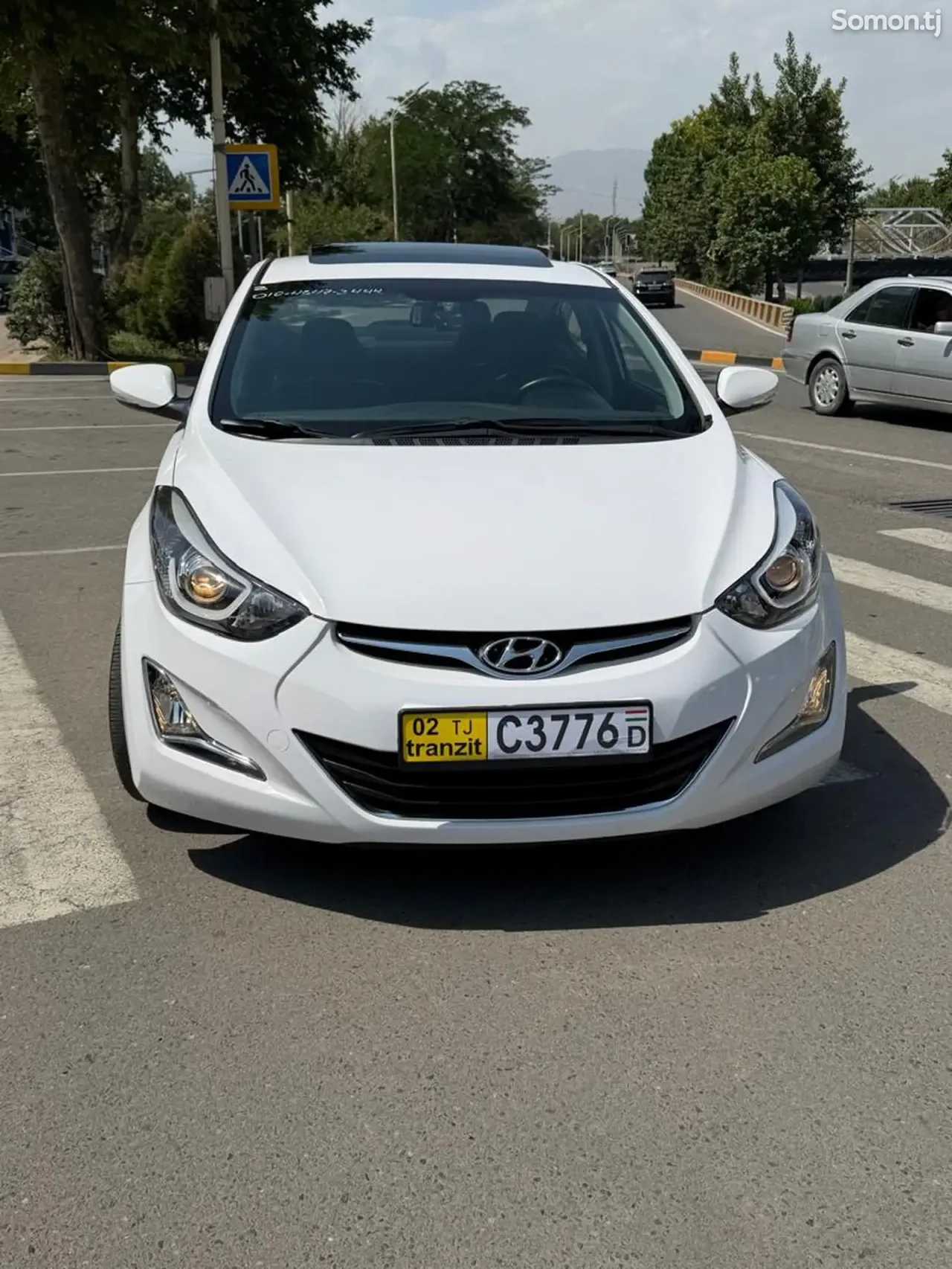 Hyundai Avante 2014 · 1.6 AT