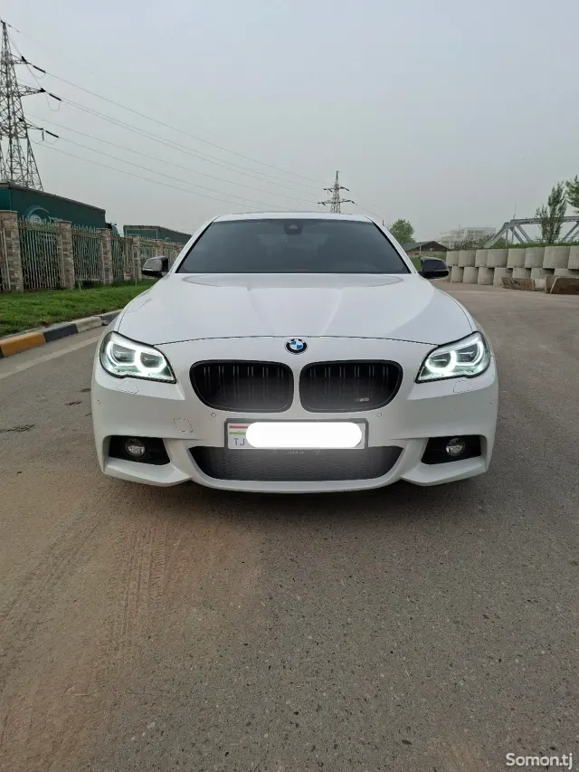 BMW M5 2014 · 3.0 AT