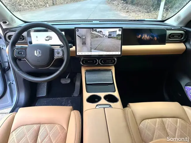 Leapmotor C11 2025 · AT