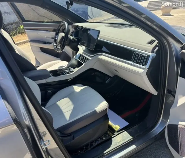 BYD Song Plus 2025 · AT
