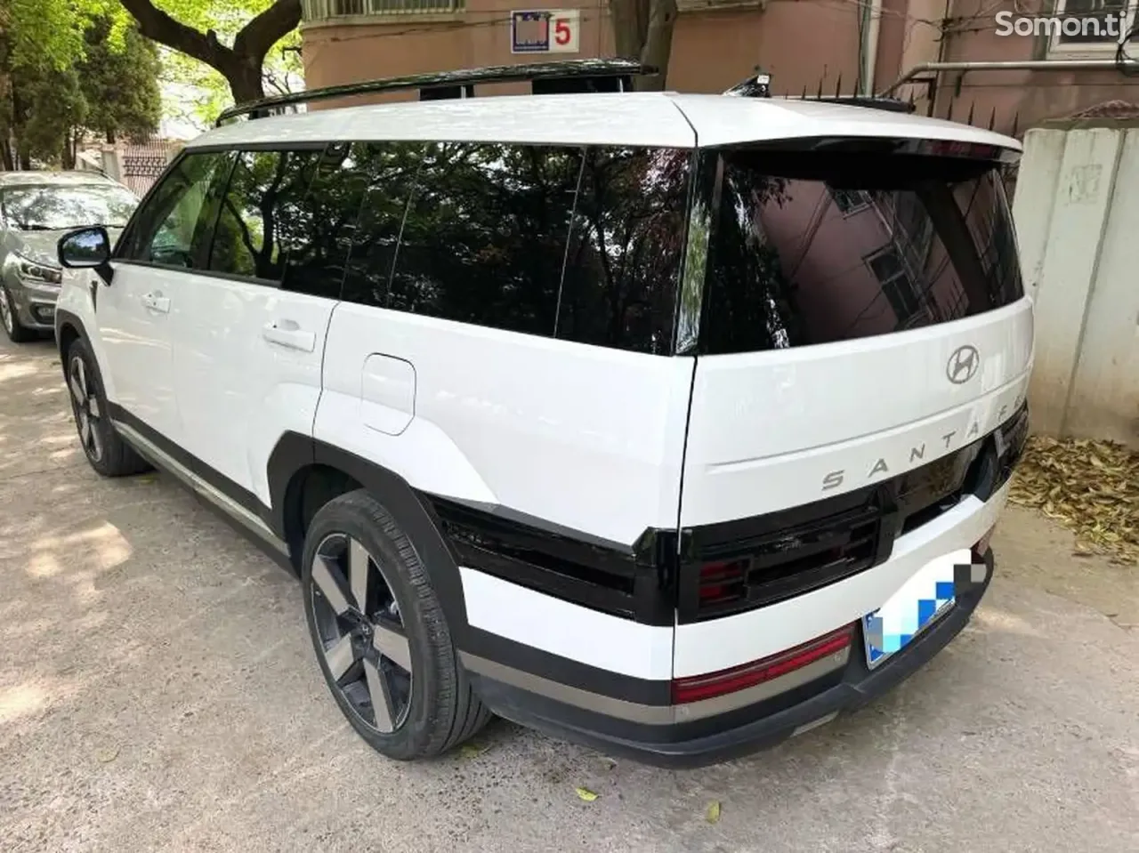 Hyundai Santa Fe 2025 · 2.0 AT