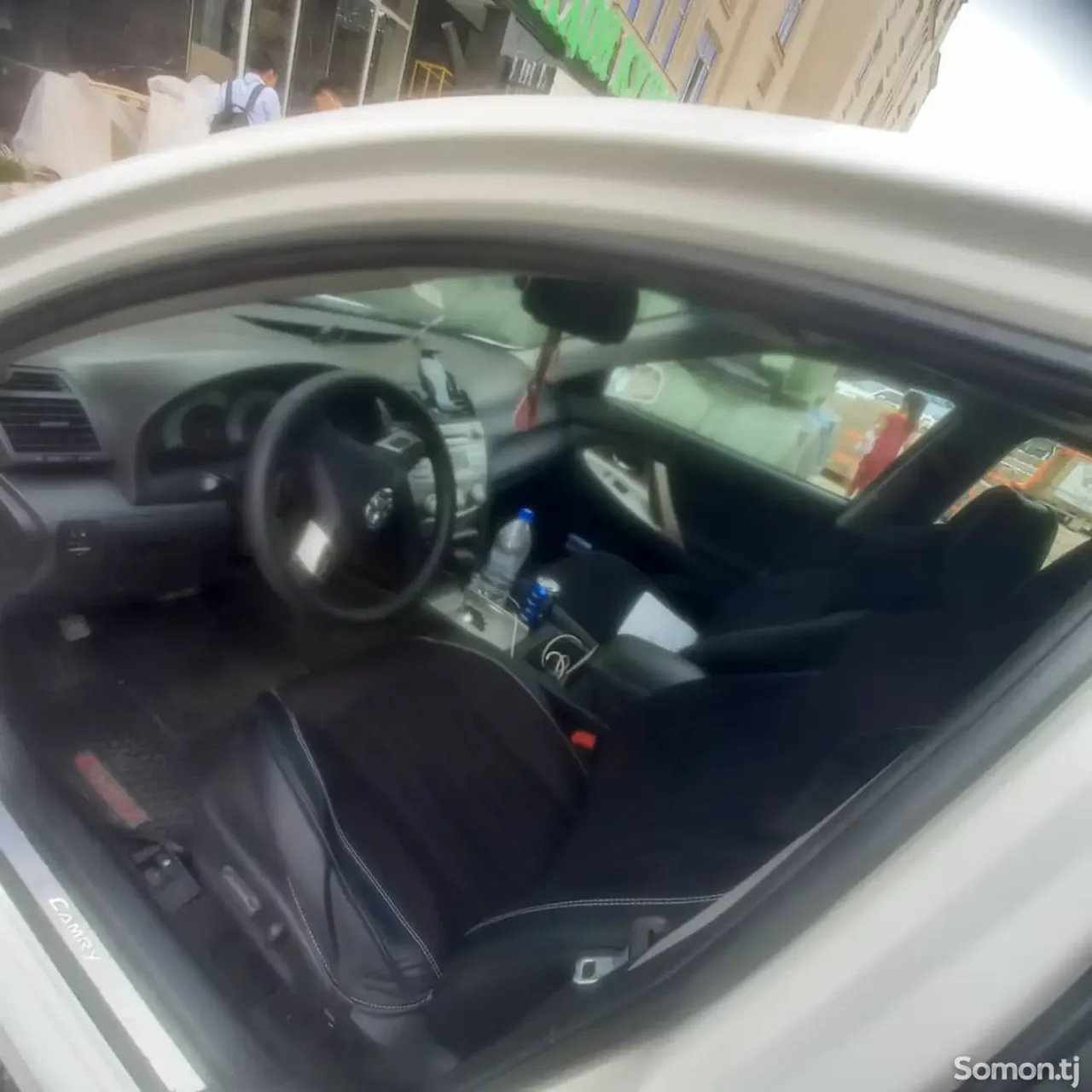 Toyota Camry 2011 · 2.5 AT
