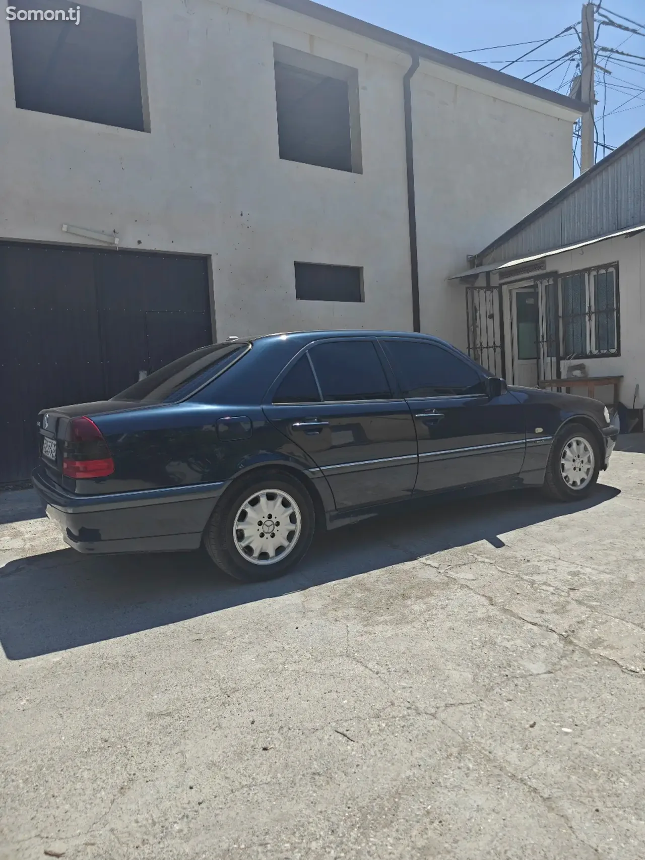 Mercedes-Benz C class 1999 · 2.4 AT