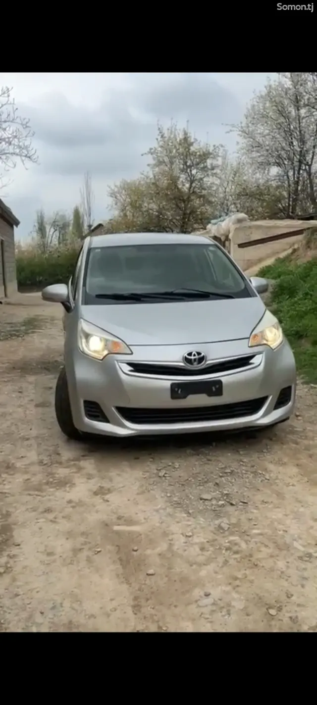 Toyota Ractis 2014 · 1.4 AT