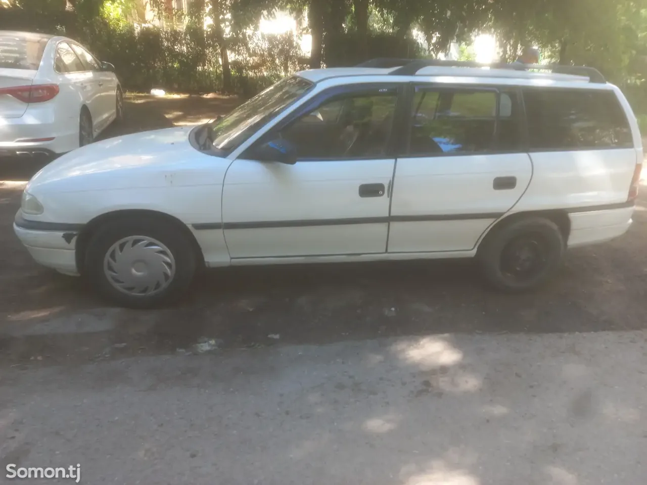 Opel Astra F 1995 · 1.6 MT