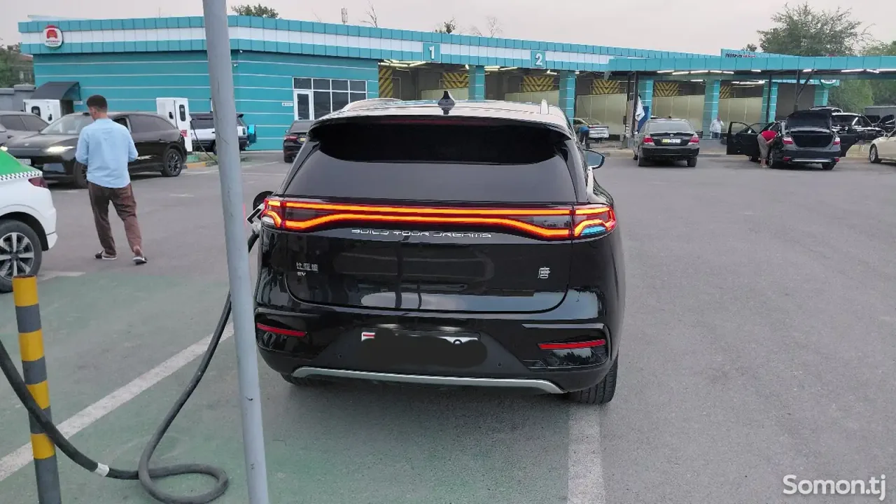 BYD Tang 2022 · 5.5 AT