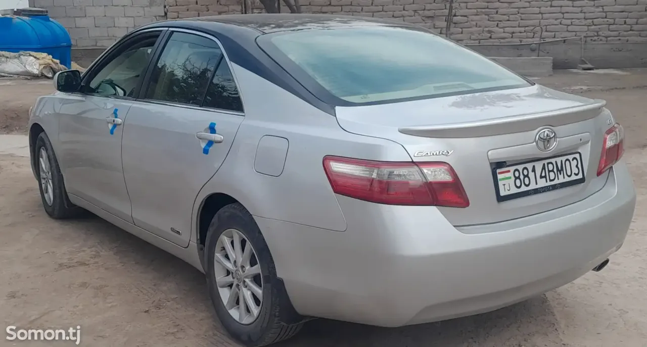 Toyota Camry 2008 · 2.4 AT